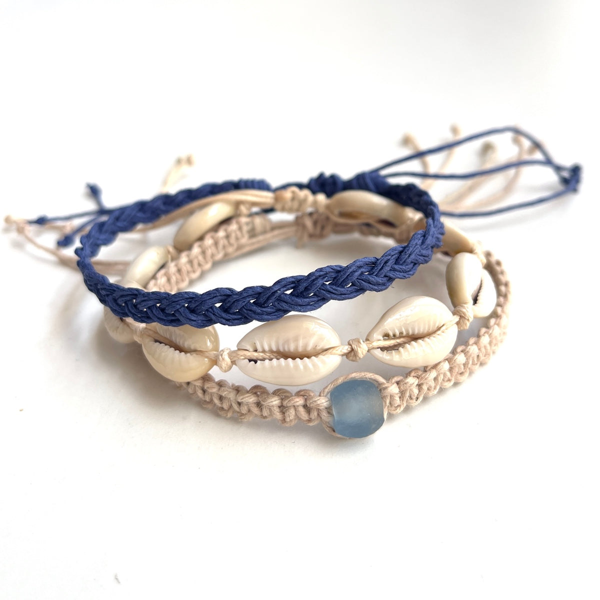 Waterproof Bracelet Anklet Set for Summer, Adjustable Shell and Macrame Anklets, Beach-Inspired Jewelry for Coastal and Ocean Lovers