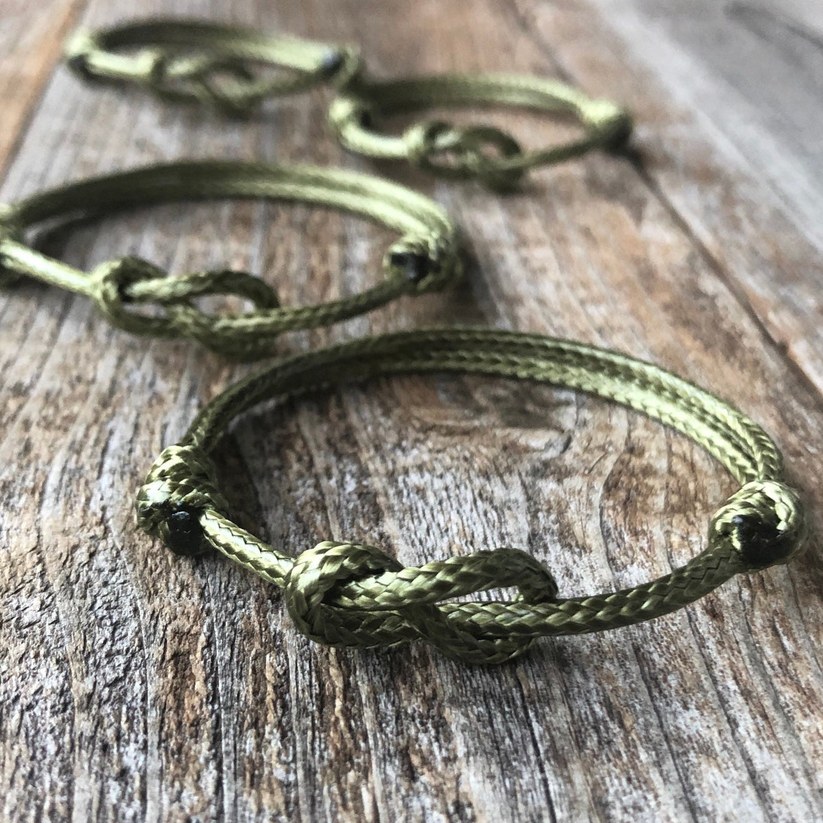 Lovers Key, Family bracelets, Olive Waxed Cord Bracelets, Mom, Dad, and Child Bracelet, Family Gift, Mommy Bracelet, Waterproof WF001979