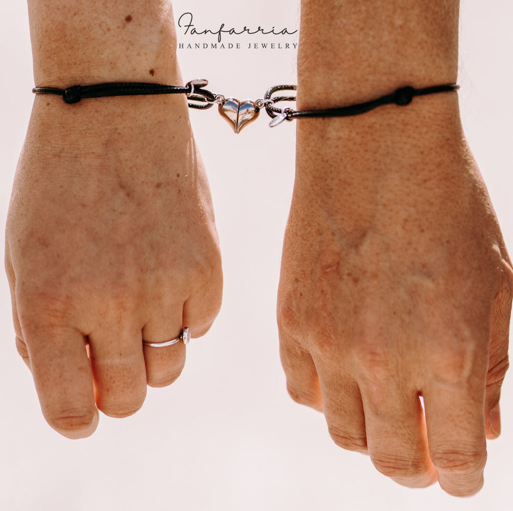 Couples Bracelets Magnetic Heart Personalized Initial Letter Engraved