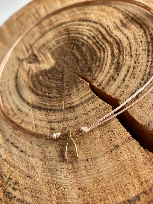 Adjustable Waterproof Wishbone Choker, Minimalist Lucky Charm Necklace, Lightweight Dainty Cord Jewelry for Everyday or Beach Style