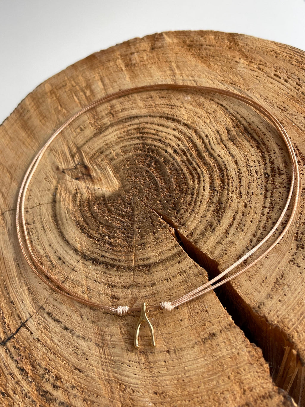 Adjustable Waterproof Wishbone Choker, Minimalist Lucky Charm Necklace, Lightweight Dainty Cord Jewelry for Everyday or Beach Style