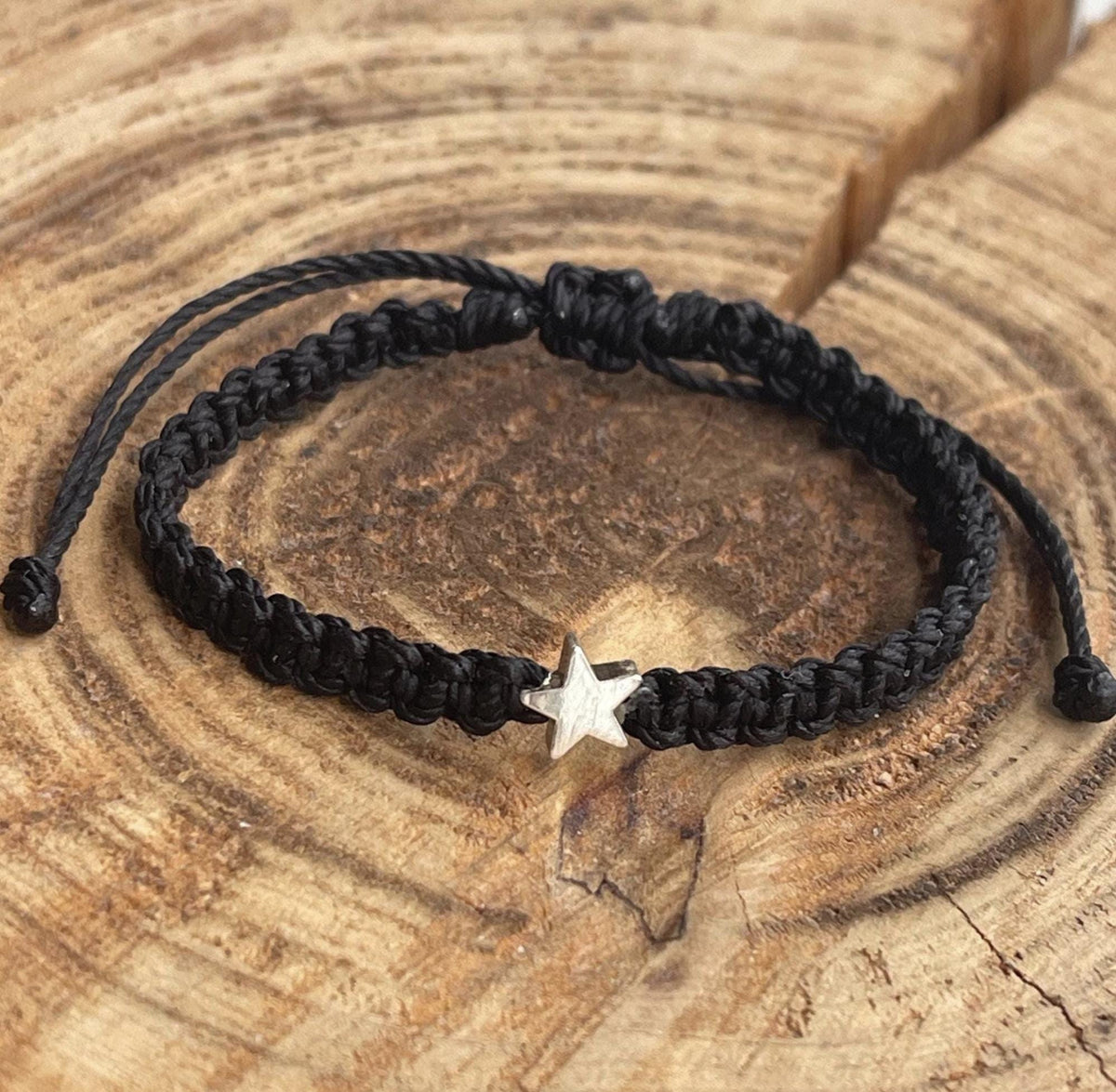 Silver Star Black Bracelet Macrame