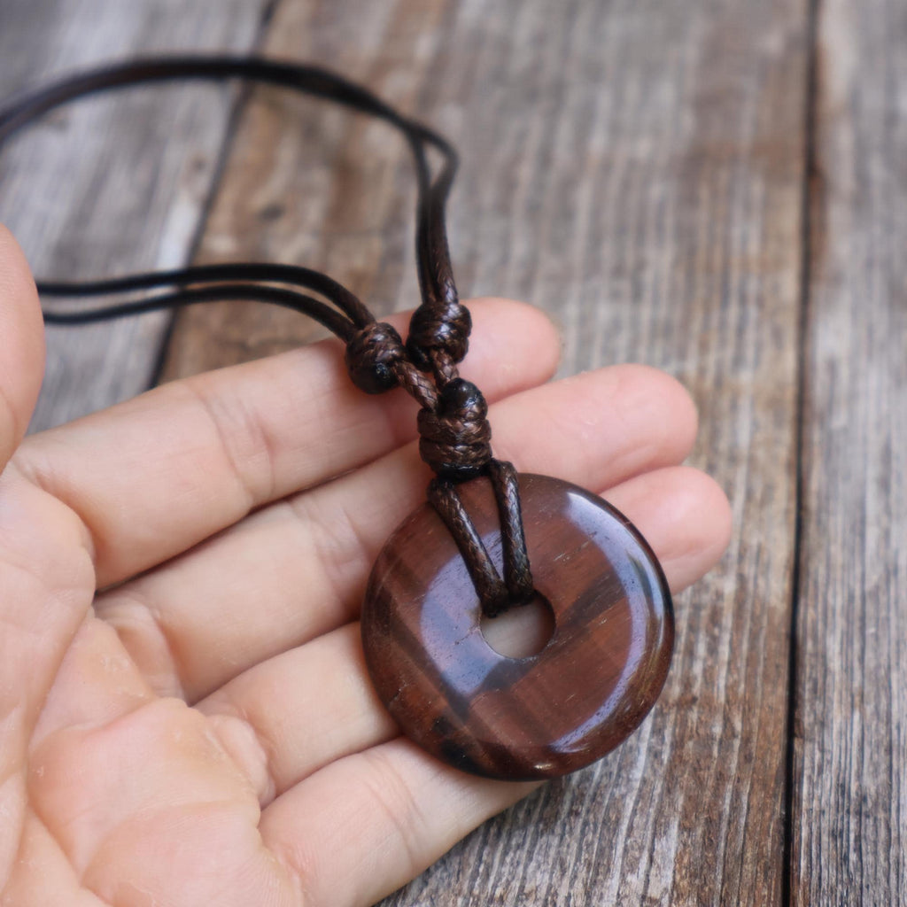 Natural Stone Pendant Necklace, Donut Choker, Adjustable Black Cord, Bohemian Jewelry Gift, Unisex Necklace