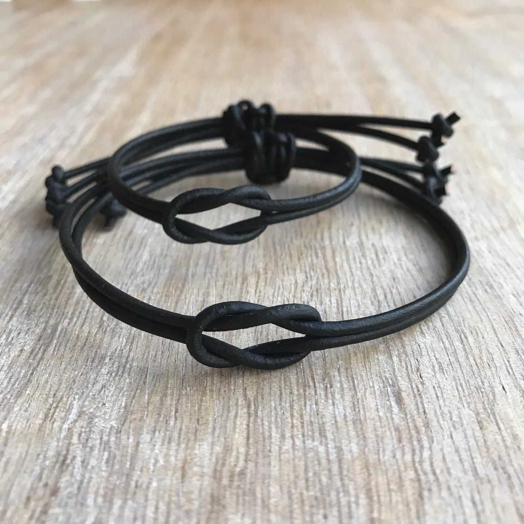 North Venice Set, Black Couple Bracelets, His and hers Bracelets, Celtic Knot Matching Bracelets, Set of 2  LC001129 - Fanfarria Handmade Jewelry