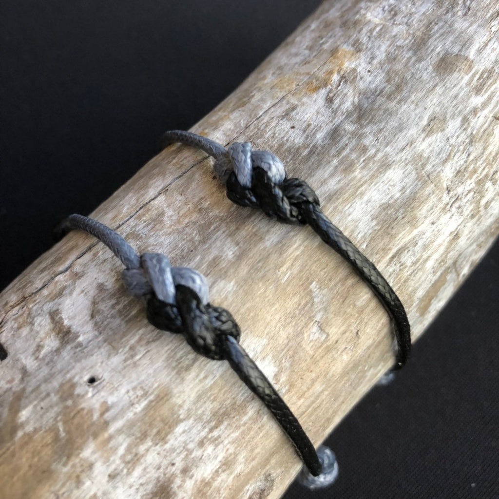 Eternity Knot Black and Gray Couple Bracelets - Fanfarria Handmade Jewelry