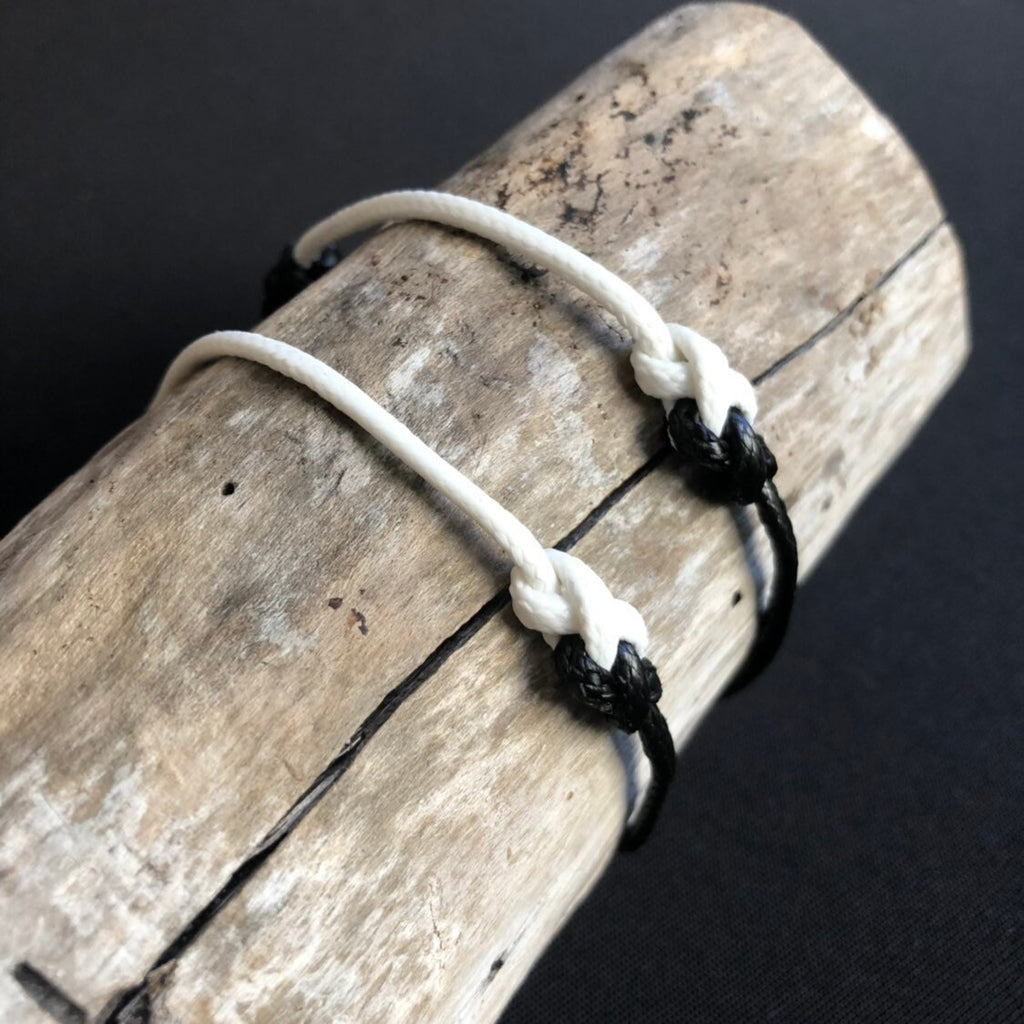Eternity Knot Couple Bracelets, Black and White Waterproof Bracelets, Adjustable. Set of 2 WA001685