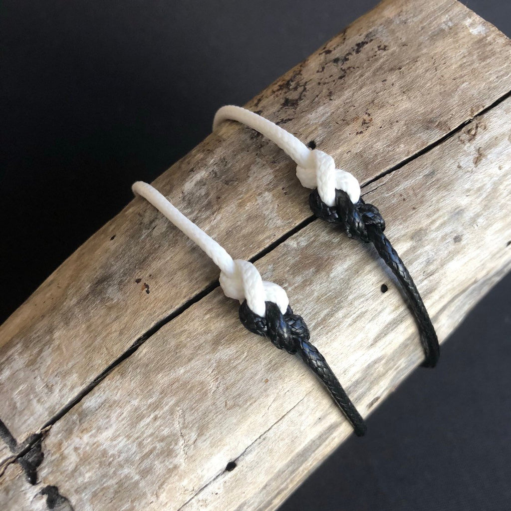 Eternity Knot Black and White Couple Bracelets - Fanfarria Handmade Jewelry