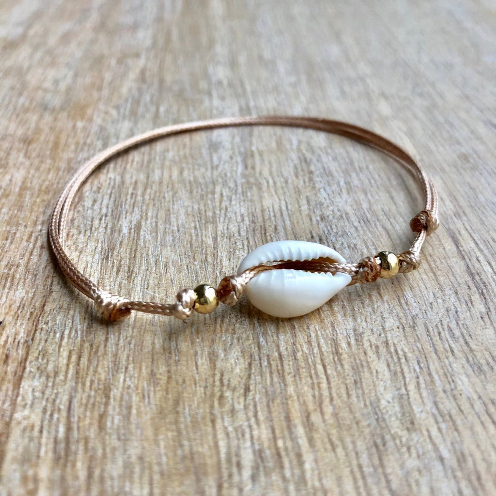 Cowrie Sea Shell Gold Anklet - Fanfarria Handmade Jewelry