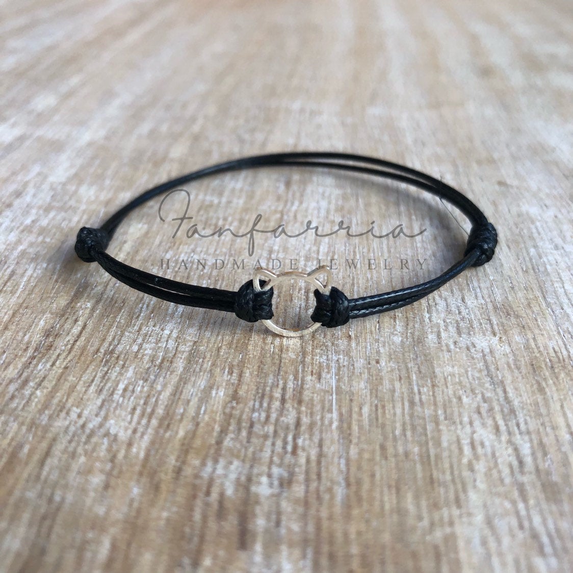 Sterling Silver Cat Black Bracelet - Fanfarria Handmade Jewelry