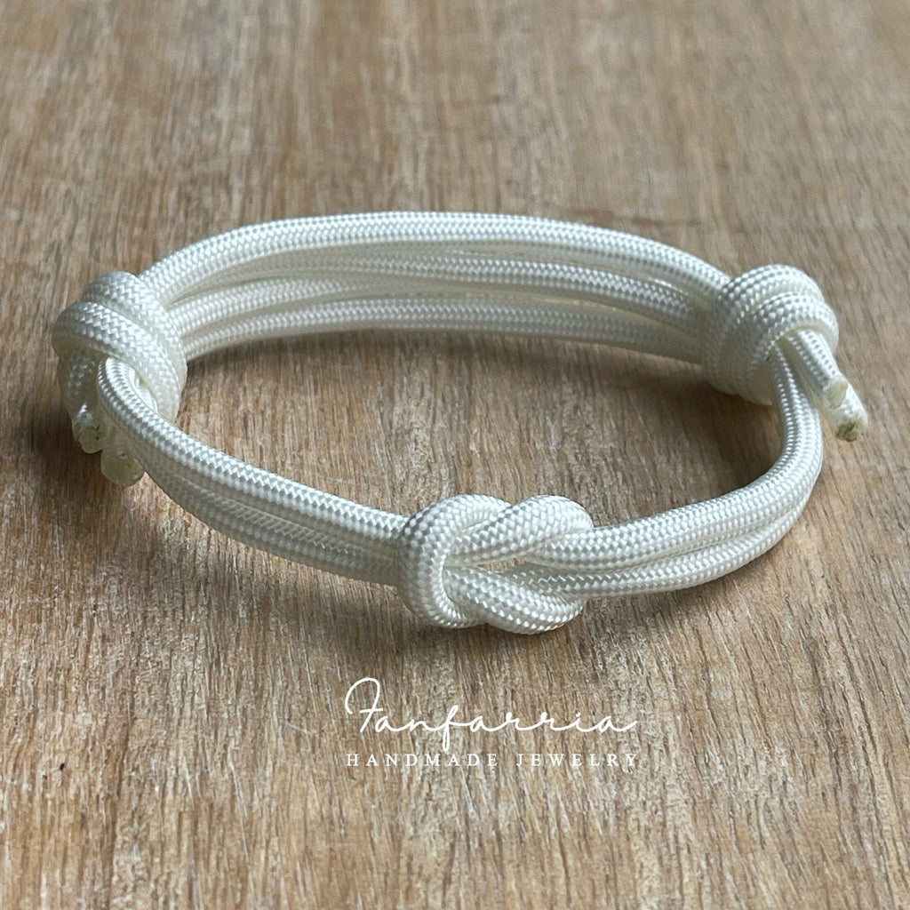 Siesta Key Celtic Knot White Bracelet