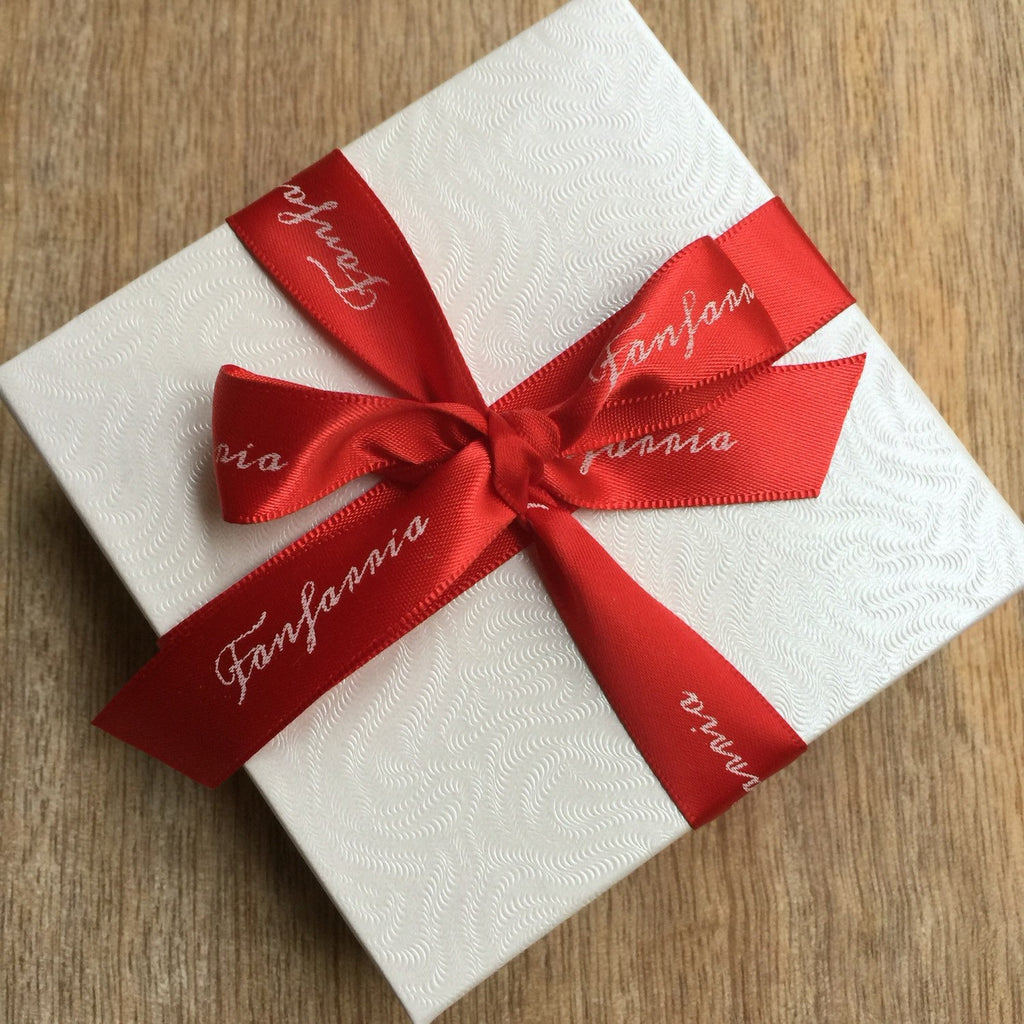 Fanfarria gift box Bal Harbor gold accents couples bracelets anniversary
