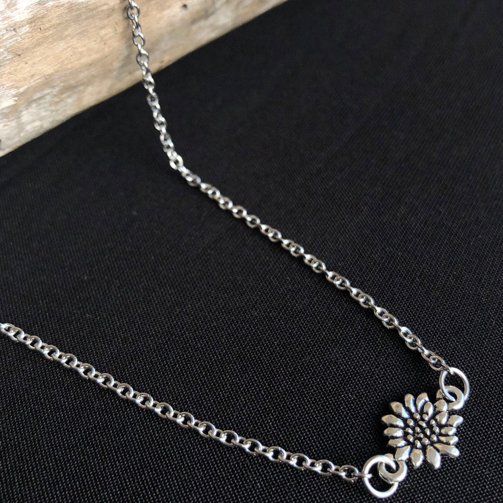 Sunflower Stainless Steel Necklace - Fanfarria Handmade Jewelry