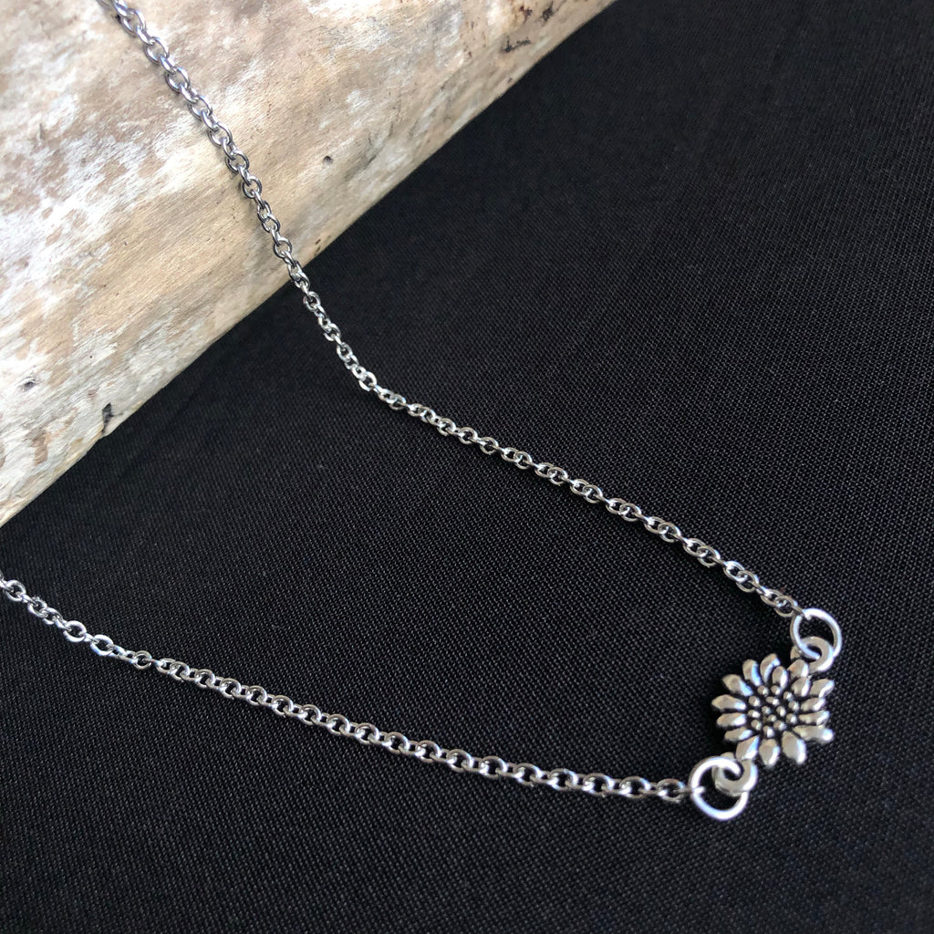 Sunflower Stainless Steel Necklace - Fanfarria Handmade Jewelry
